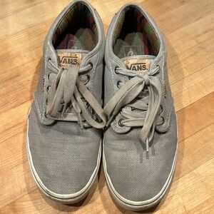 Vans UltraCush flat sneaker gray with brown accents men’s size 10.5